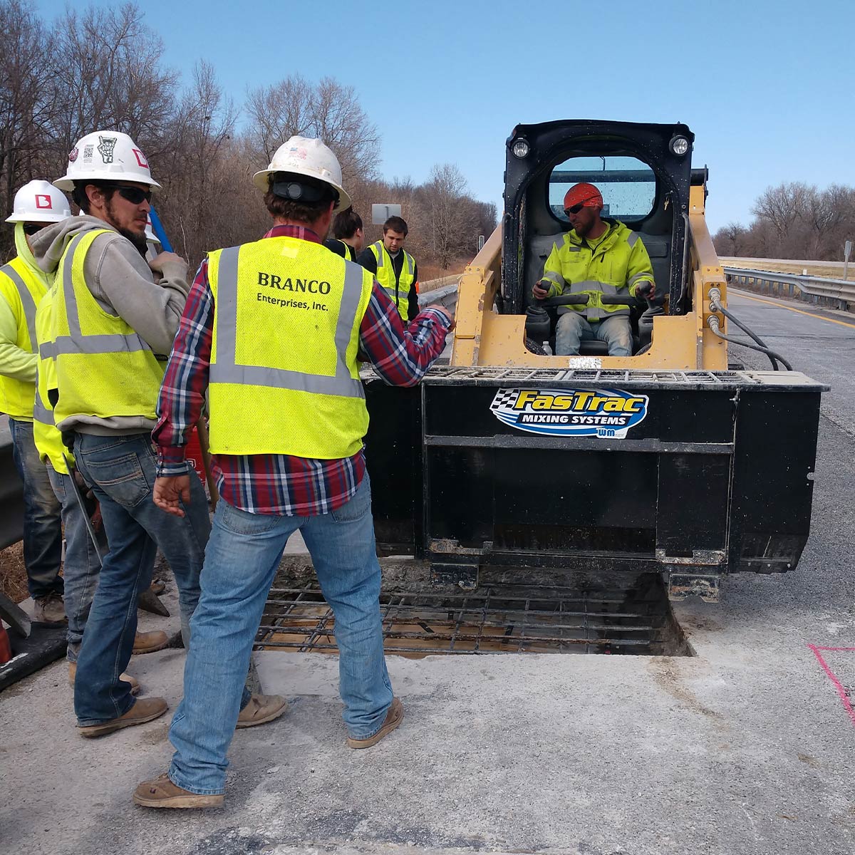 fastrac 300 cement picture 2 fastrac 300 cement road construction a