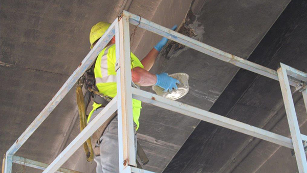 FASTRAC VO FasTrac VO being utilized for bridge repair.